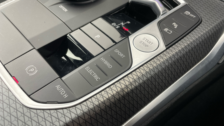 BMW 3 Series 330e M Sport 4dr Step Auto Saloon